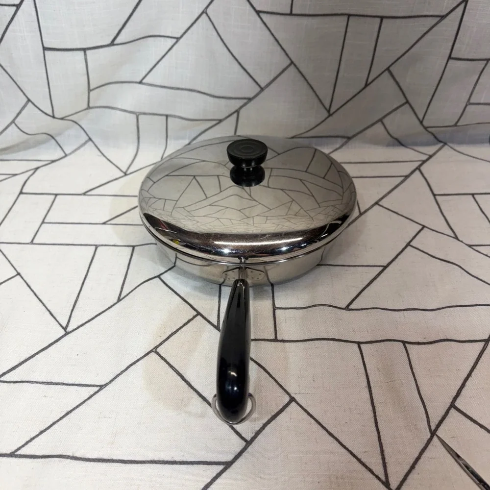 Revere Ware Skillet 9in Silver Stainless Steel Pan with Lid 88-A Bakelite Handle